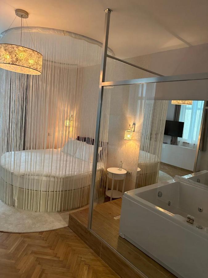 Luxury Apartment With Jacuzzi Sofia Ngoại thất bức ảnh